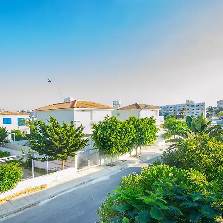 Aigli Hébergement de vacances Pernera